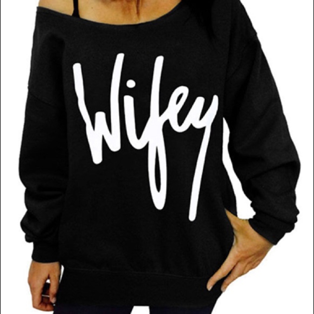 Cold shoulder sweatshirt